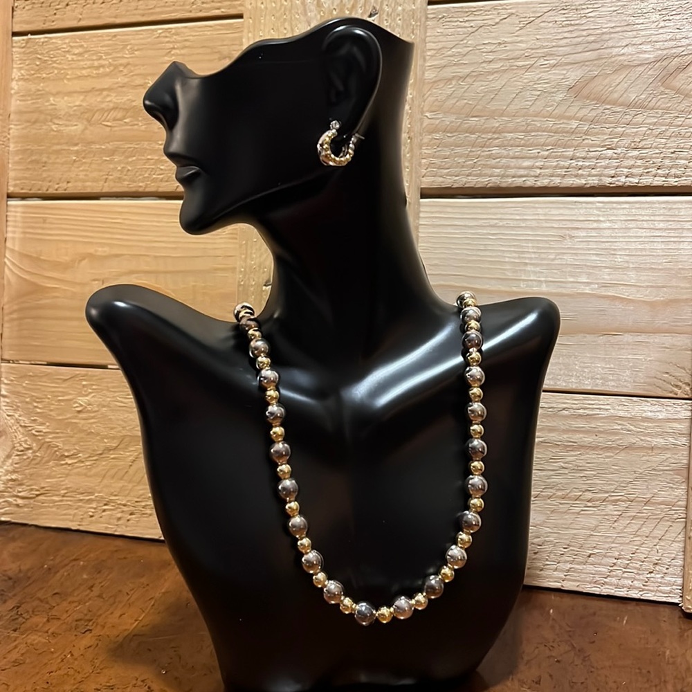 Gold & silver necklace & earring set. Necklace 11 inches, earrings .25 wide. EUC